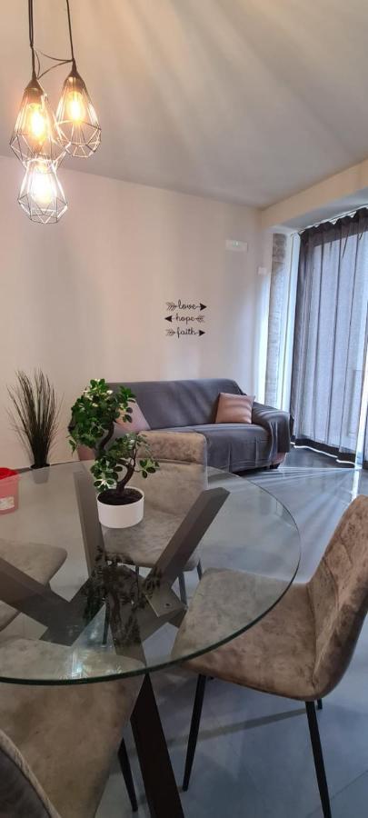 Etna Suite Design Apartments Катанія Екстер'єр фото