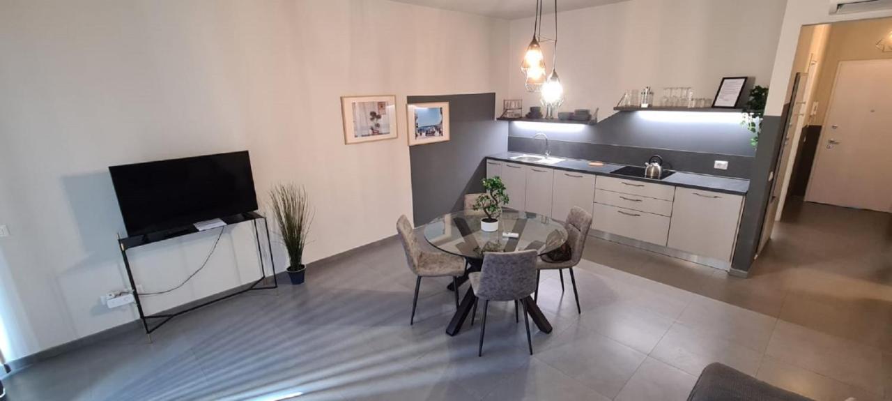 Etna Suite Design Apartments Катанія Екстер'єр фото